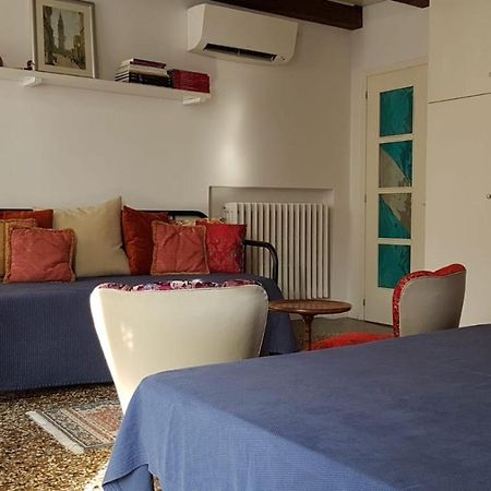 شقة Residenza Emilia البندقية المظهر الخارجي الصورة